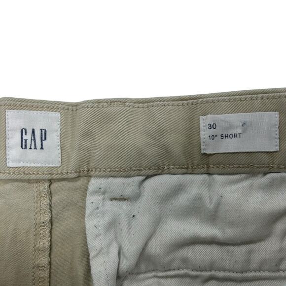 Gap Mens Khaki Button & Fly Closure Belt Loop Front Pocket 10" Shorts 30 - Picture 2 of 4